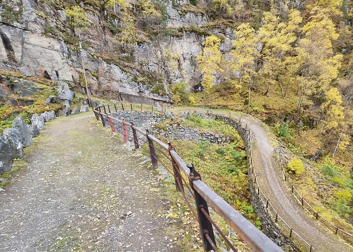New, Mountain Paradise, Fishing, Biking, Mountaineering